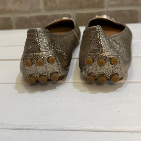 Coach Vernon Ballet Flats Gold Metallic Leather Size 9 Signature Logo Plate - Picture 7 of 9